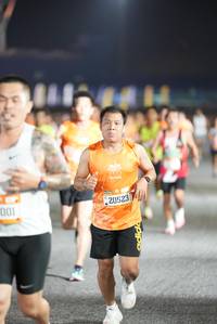 BIB: 001, 20523
                            <button type="button" onclick="openModal(19604689)" class="btn btn-primary btn-sm float-right btn-popup" data-toggle="modal" data-target=".modal-high-quality">
                        <i class="fas fa-shopping-cart"></i> Add to Cart
                    </button>
                                            <button type="button" onclick="isThisMe(19604689, true)" class="btn btn-success btn-sm float-right btn-popup btn-isme hidden" data-toggle="tooltip" data-placement="bottom" title="นี่คือรูปของคุณใช่ไหม คลิกที่นี่เพื่อเอาเข้าอัลบั้ม">
                        <i class="fas fa-plus"></i> Add to album
                    </button>
                    <button type="button" onclick="isThisMe(19604689, false)" class="btn btn-warning btn-sm float-right btn-popup btn-isnotme hidden">
                        <i class="fas fa-ban"></i> Remove from album
                    </button>